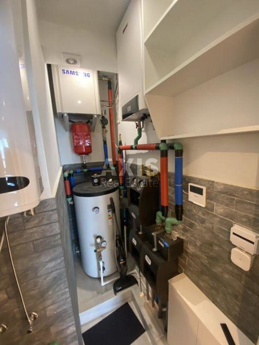 3k apartment vul. Dragomyrova Myhajla 4в18
