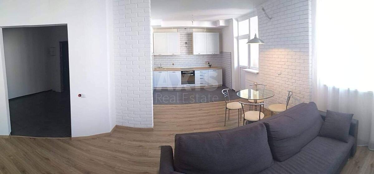 3k apartment vul. Oleny Pchilky 814