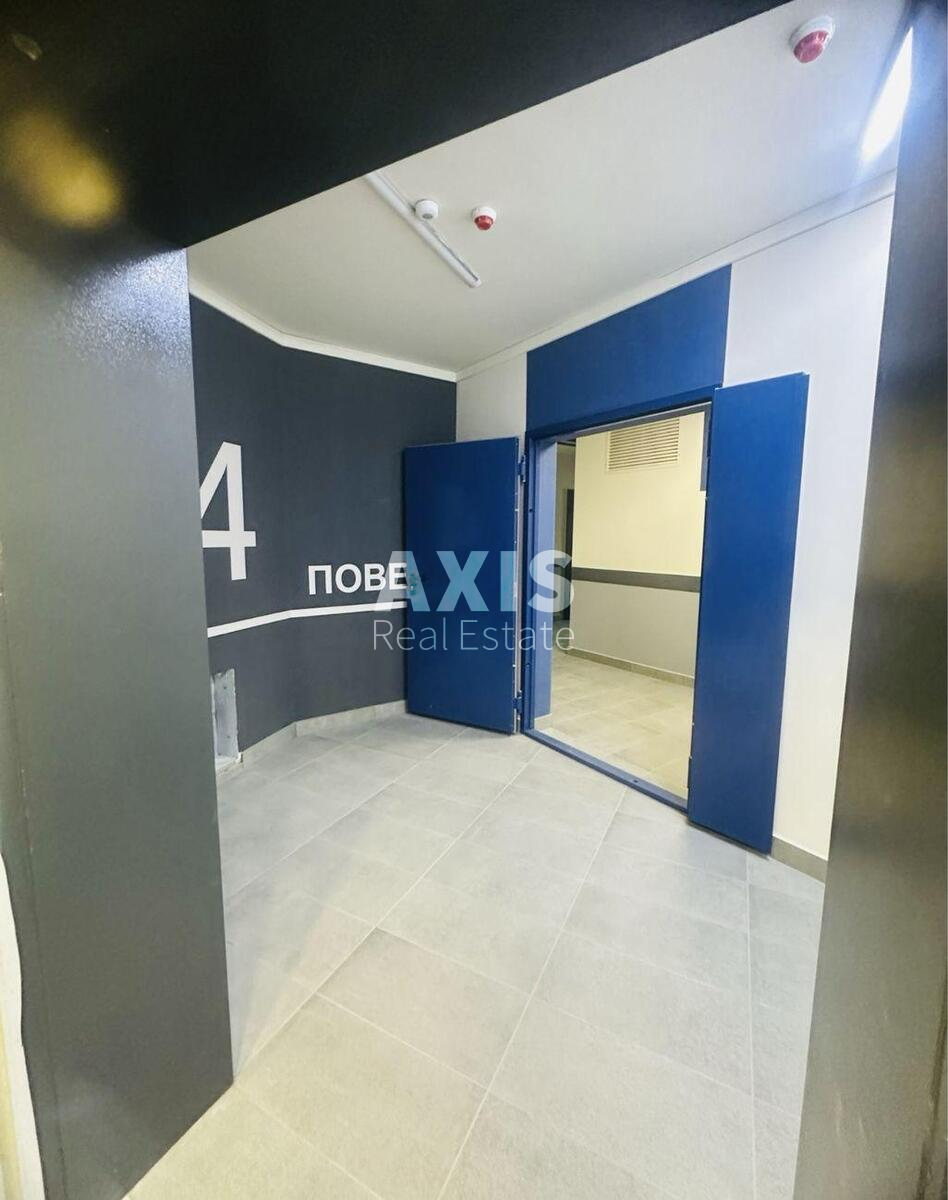 3k apartment nab. Dniprovs'ka 156