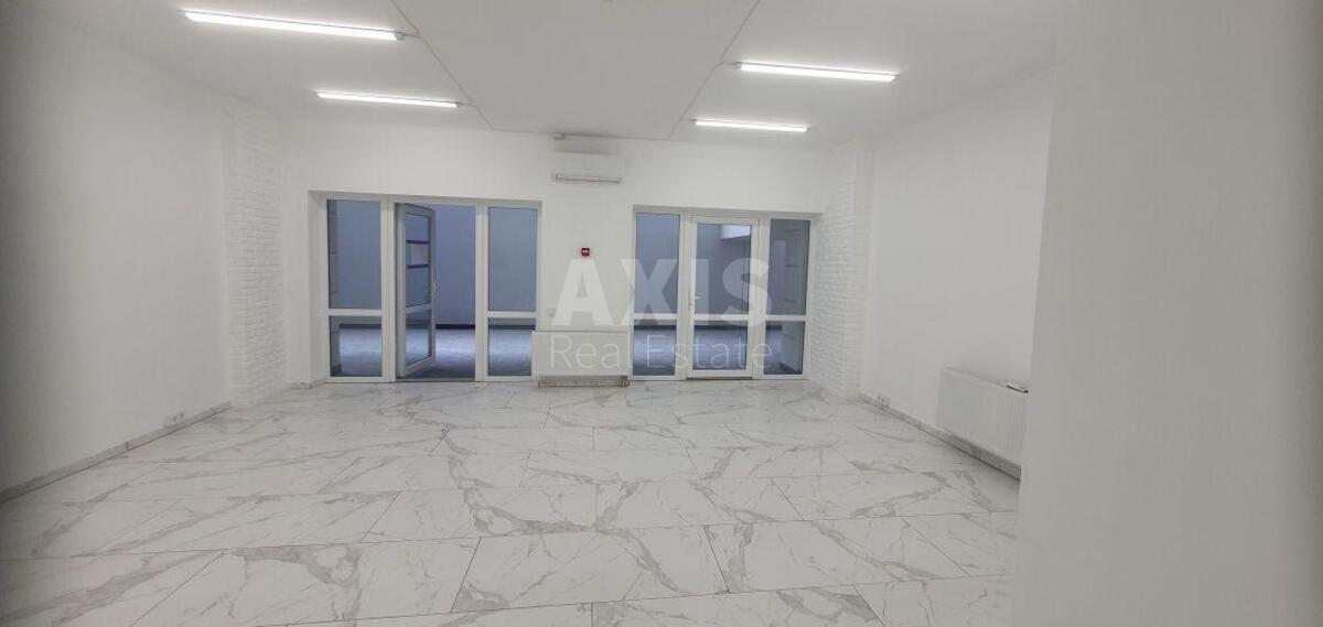 Office vul. Myhajla Maksymovycha 24, 80m2