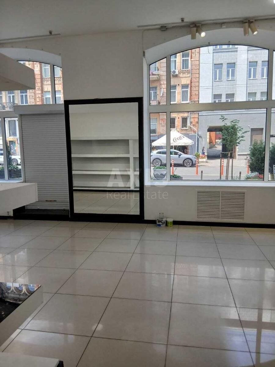 Trade object vul. Rustaveli Shota 21, 122m2594570