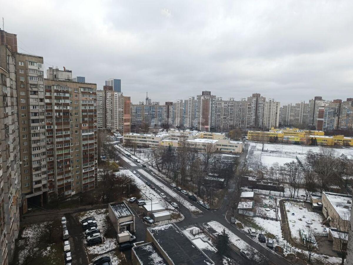 3k apartment pr-t Glushkova Akademika 4518