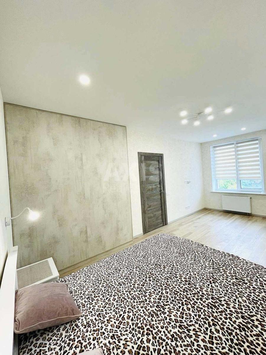 1k apartment prov. Kolomyjs'kyj 65