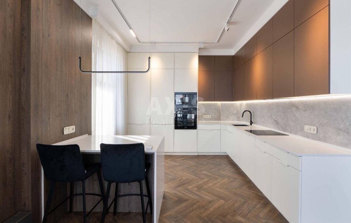 4k apartment vul. Strutyns'kogo Sergija 258520