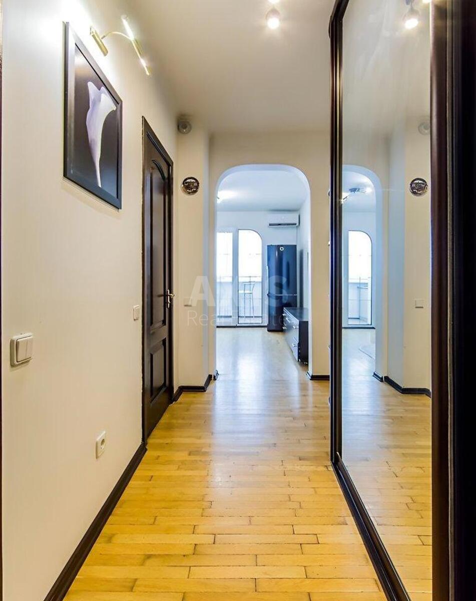 1к квартира ул. Ревуцкого 425