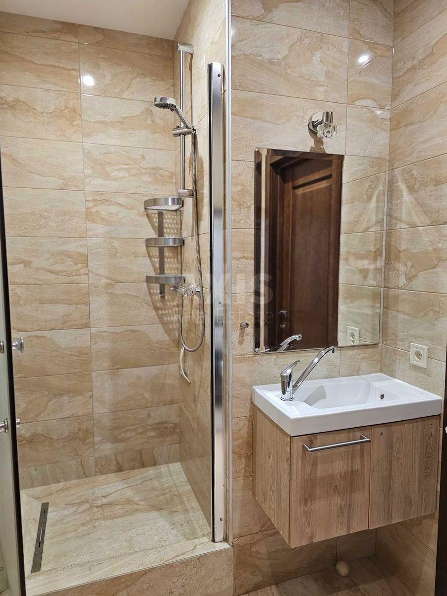 3k apartment vul. Yulia Zdanovska 50/24