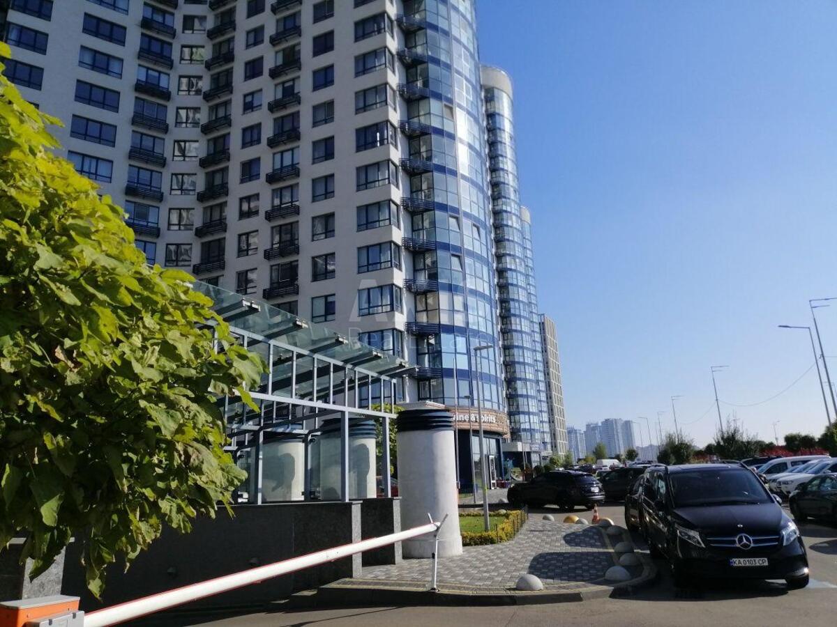 Trade object vul. Dragomanova 2В, 50m2