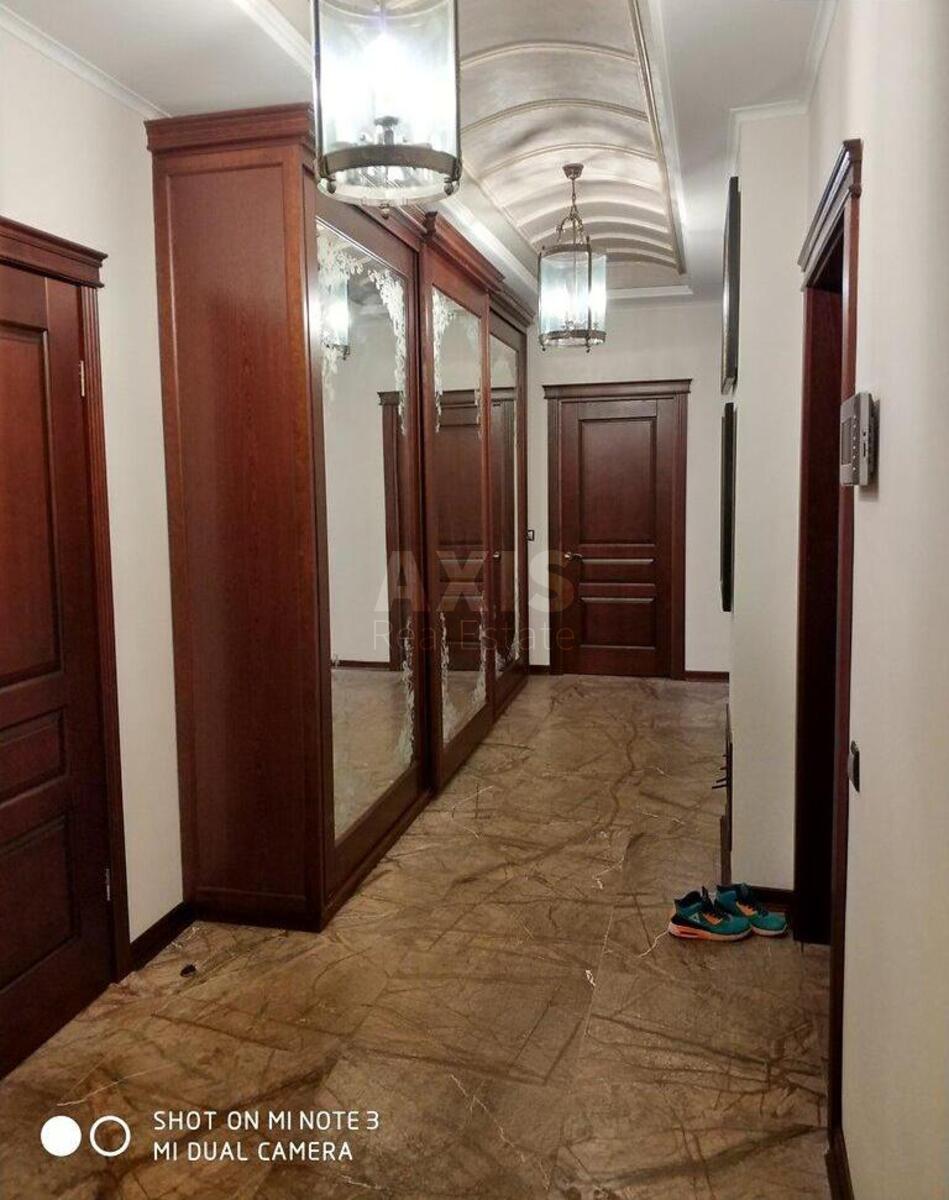 3k apartment vul. Solom'jans'ka 15А589185