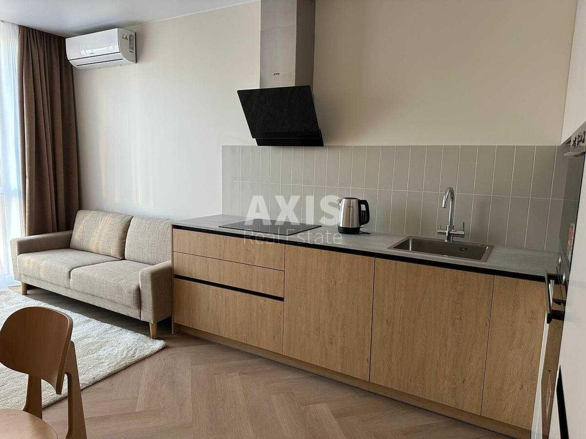 1k apartment nab. Dniprovs'ka 148109