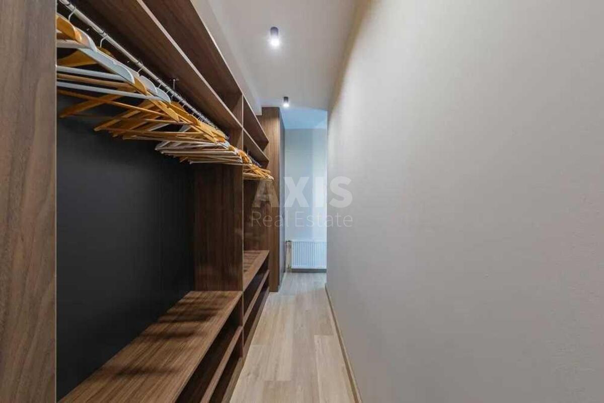 3k apartment vul. Lypkivs'kogo Vasylja Mytropolyta 356