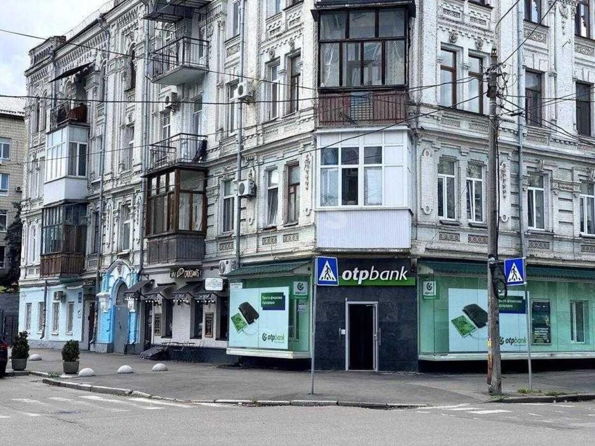 Объект торговли ул. Ярославская 47/29, 179м259045