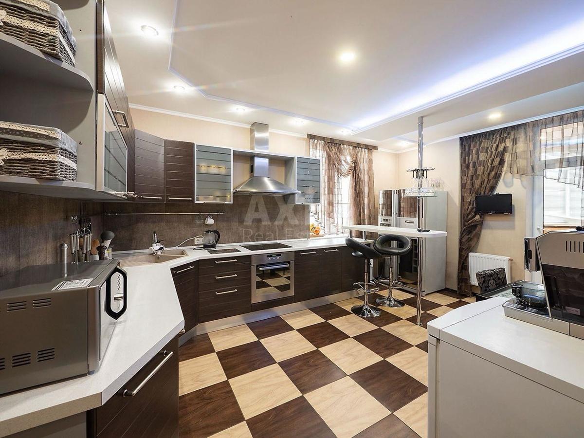 2k apartment vul. Saperno-Slobids'ka 222