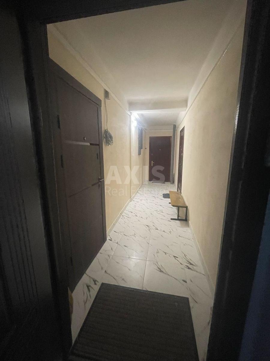 3k apartment vul. Bereznjakivs'ka 14А0