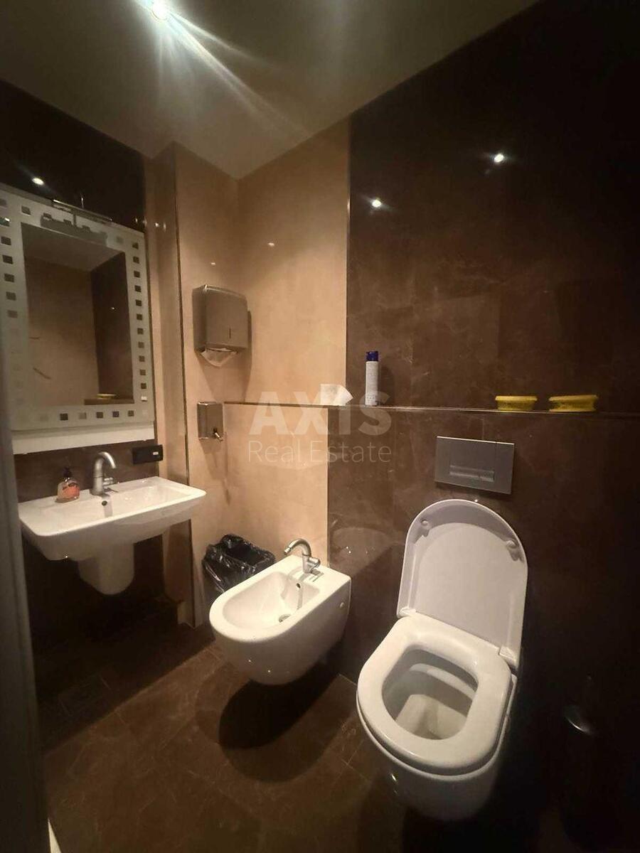 Office vul. Shymanovs'kogo Vitalija 2/1, 151m2624162