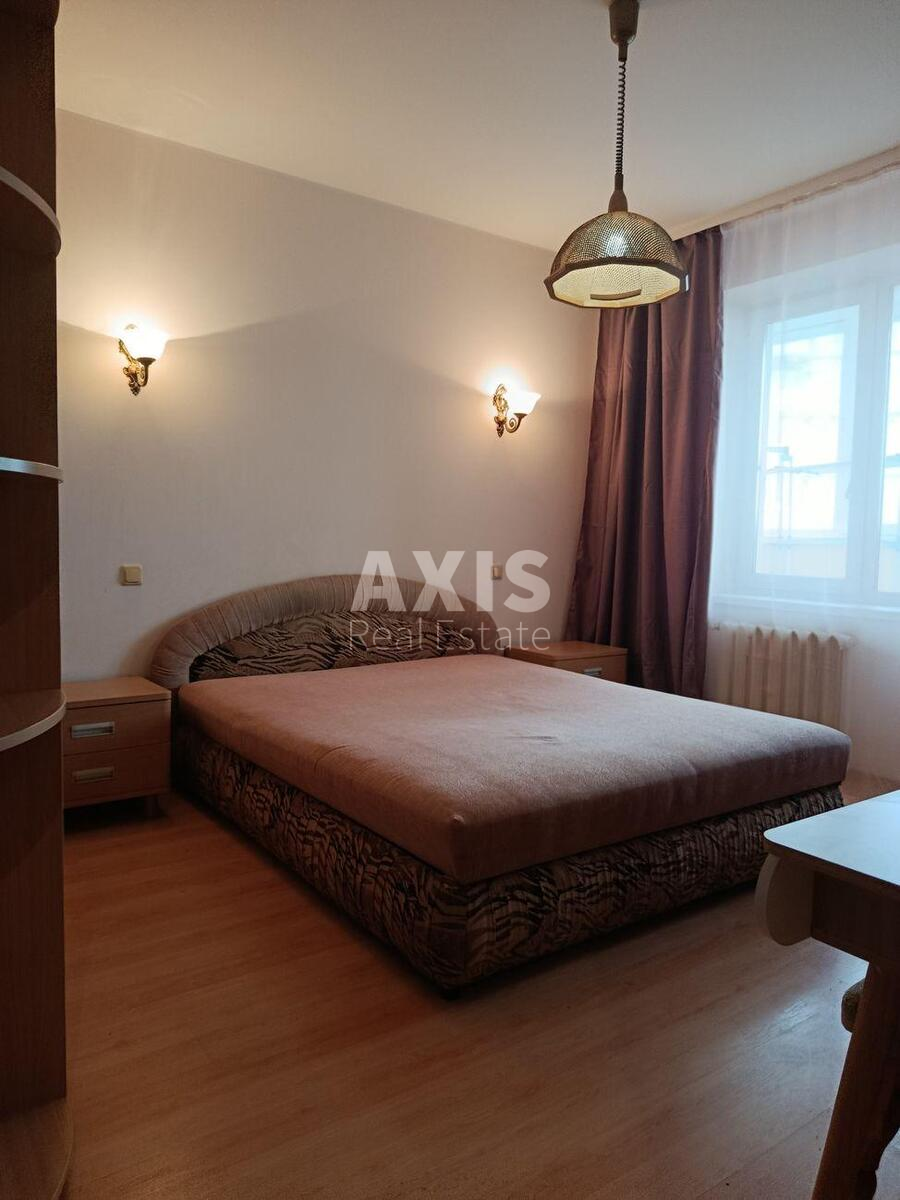 3к квартира ул. Булаховского Академика 5Д597308