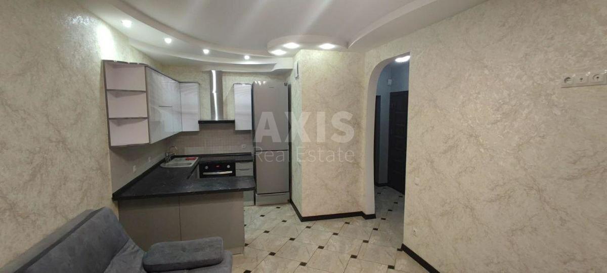 1k apartment nab. Dniprovs'ka 1813