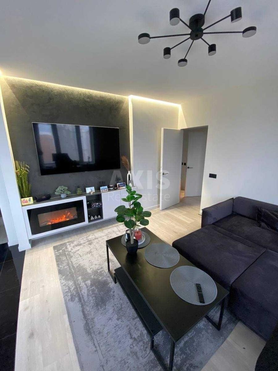 2k apartment vul. Zarichna 1