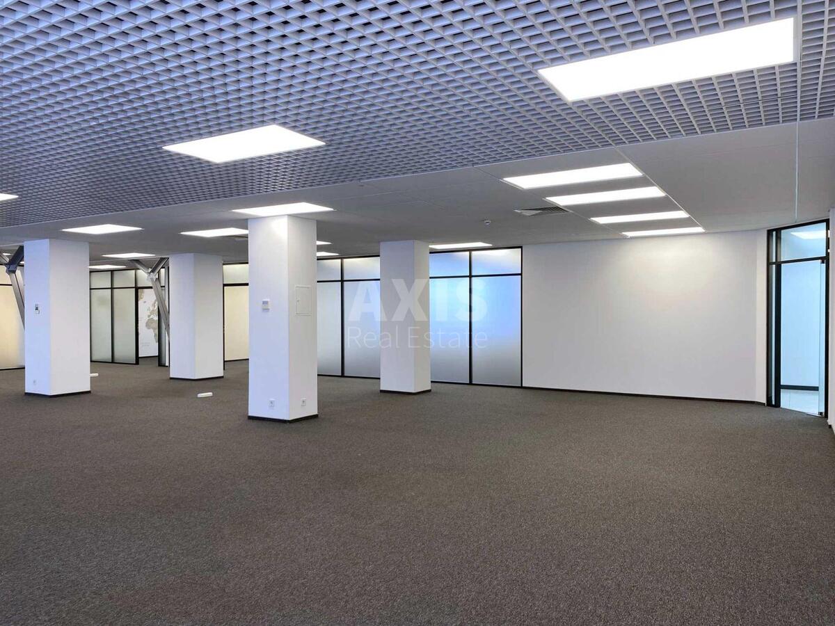 Office vul. Degtjarivs'ka 27Т, 1066m2