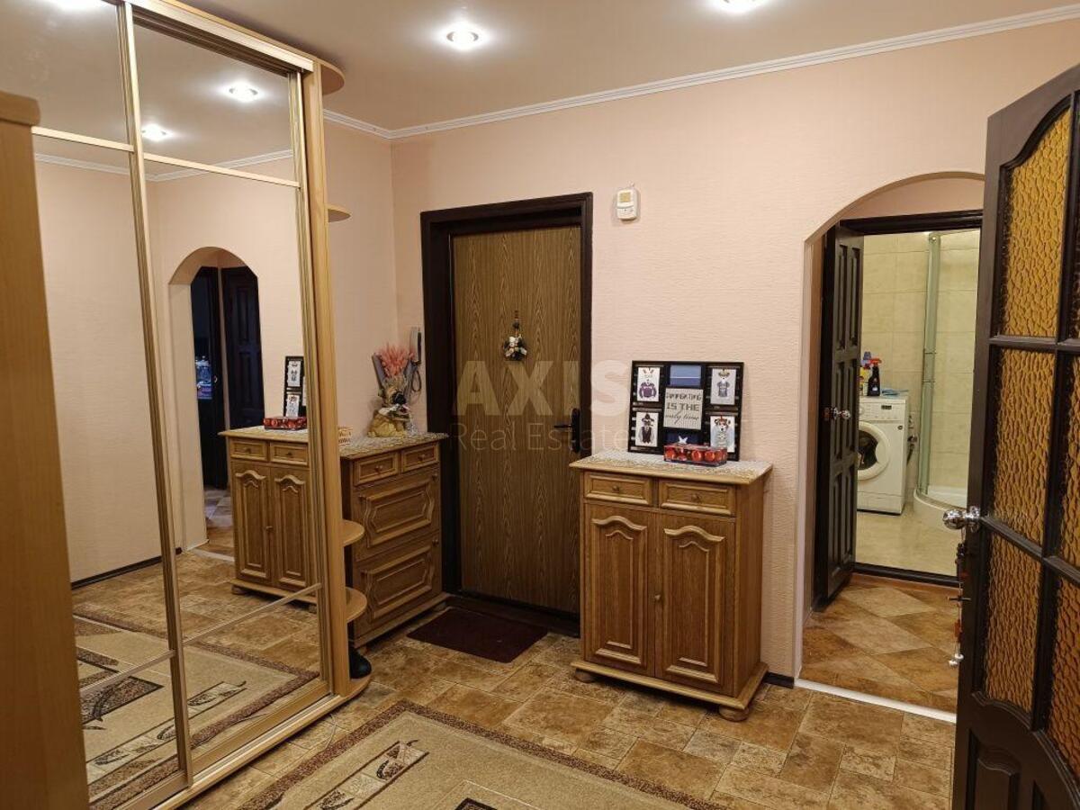 3к квартира пр-т Глушкова Академика 456