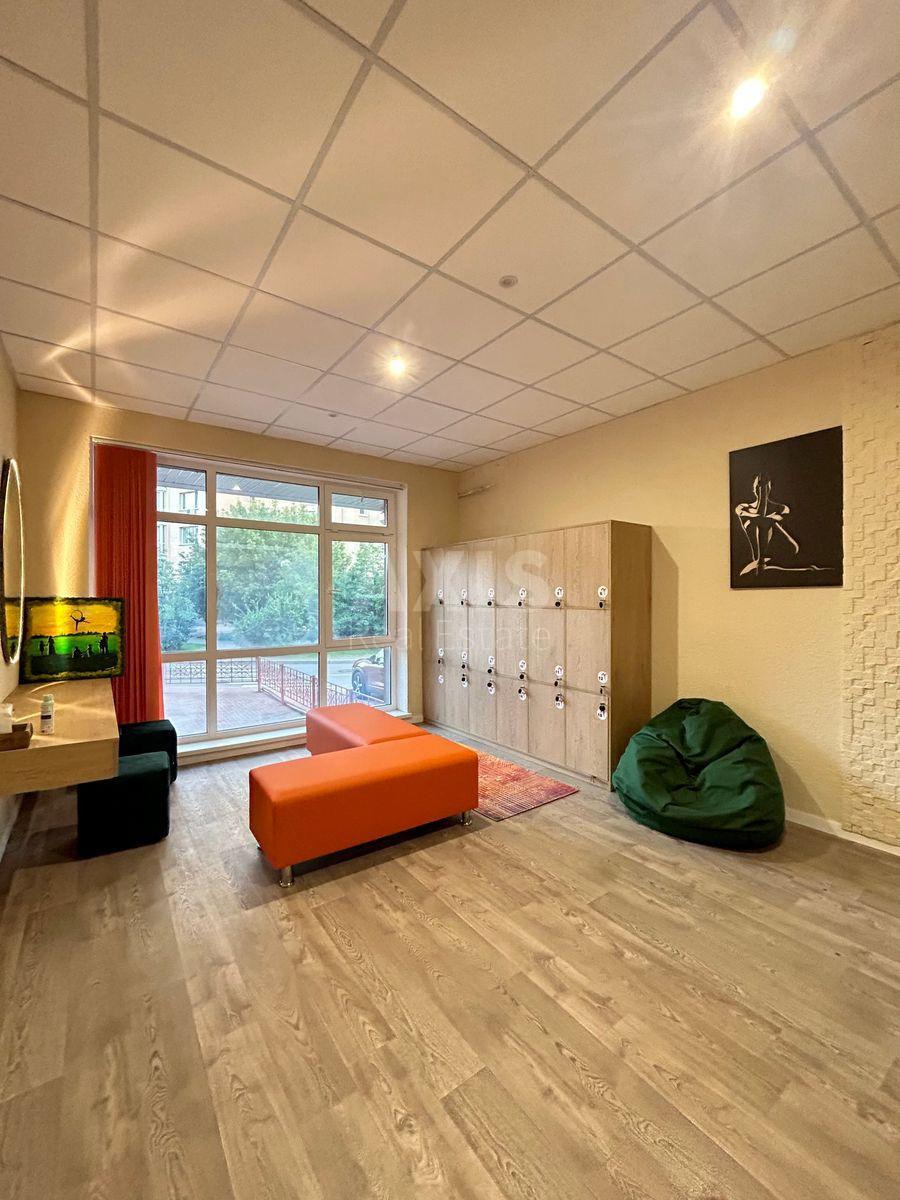 Office vul. Obolons'ka naberezhna 15, 110m2584377