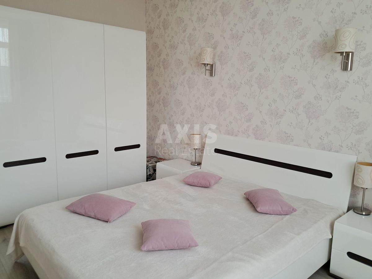 3k apartment vul. Bogdanivs'ka 7А1