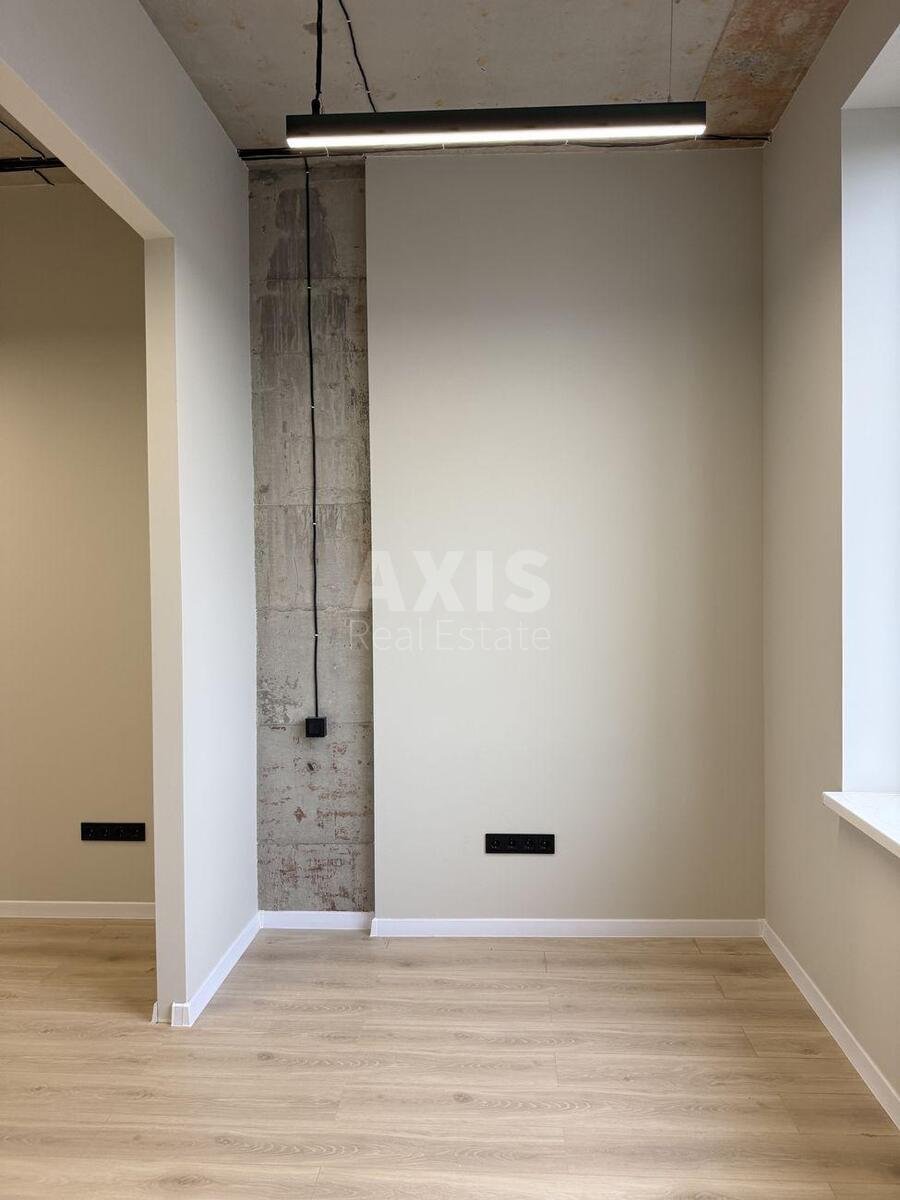Office vul. Sichovyh Stril'civ 21, 114m2589171