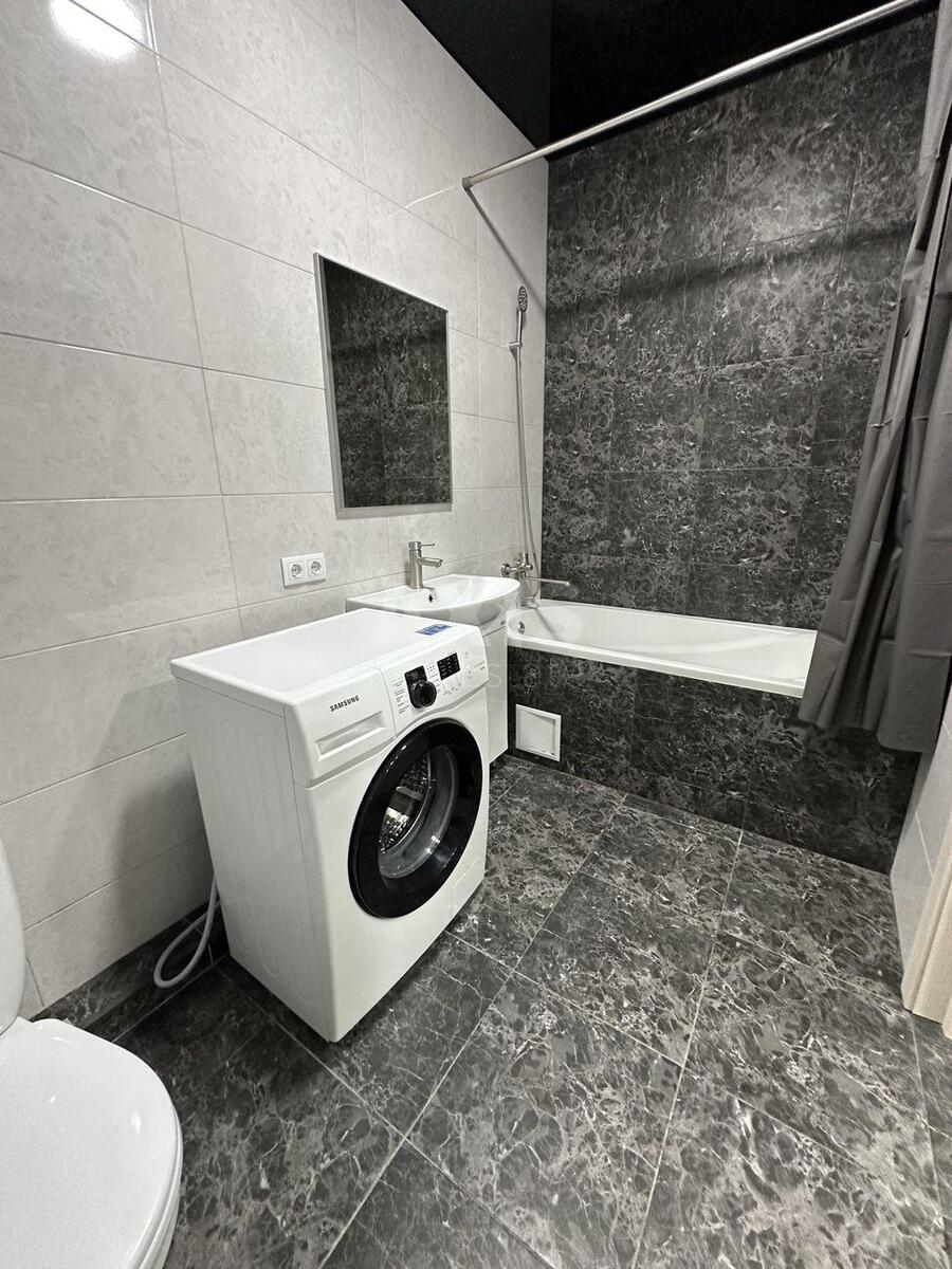1k apartment vul. Central'na 21Б6