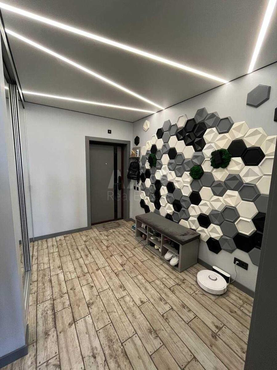 2k apartment vul. Lypkivs'kogo Vasylja Mytropolyta 37Г561301