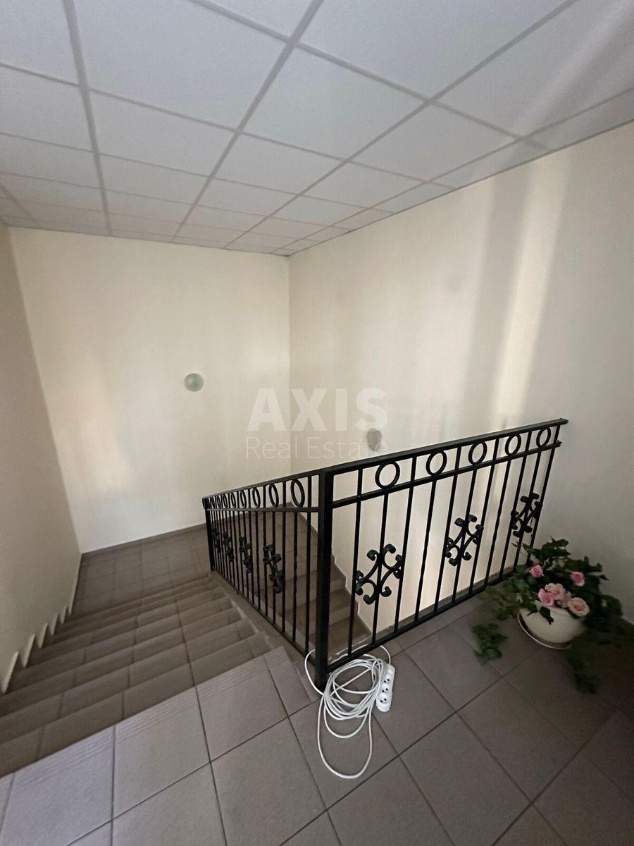 Офис бул. Дарницкий 8, 258м26