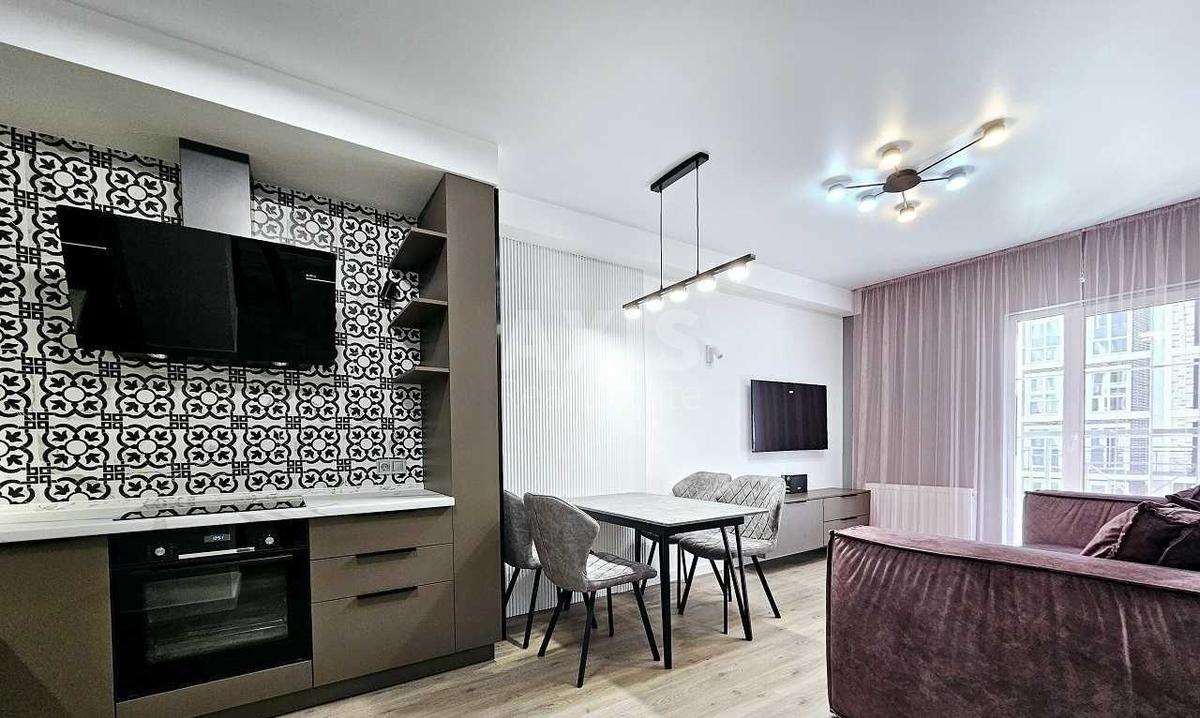 1k apartment vul. Myhajla Maksymovycha 24