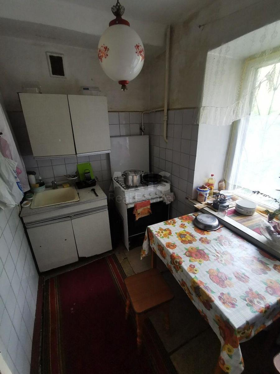 3k apartment nab. Rusanivs'ka 104