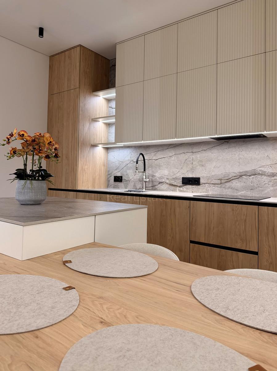 2к квартира ул. Василия Тютюнника 39/2638399