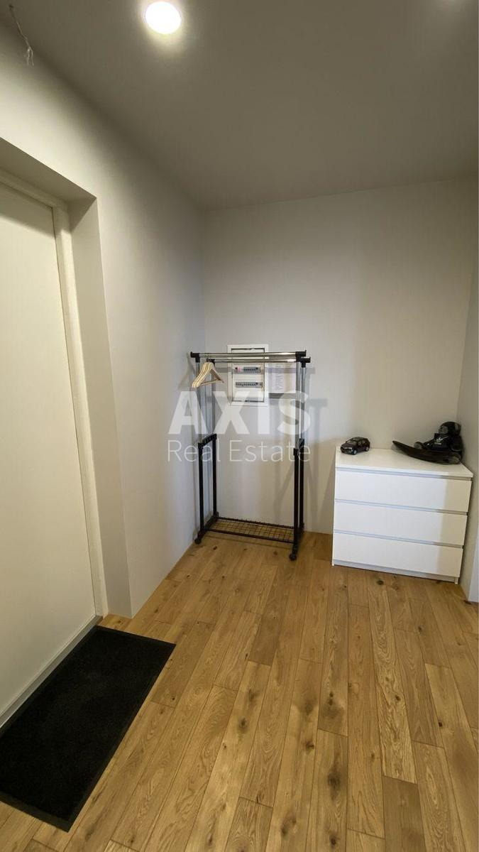 1k apartment vul. Nagirna 1610