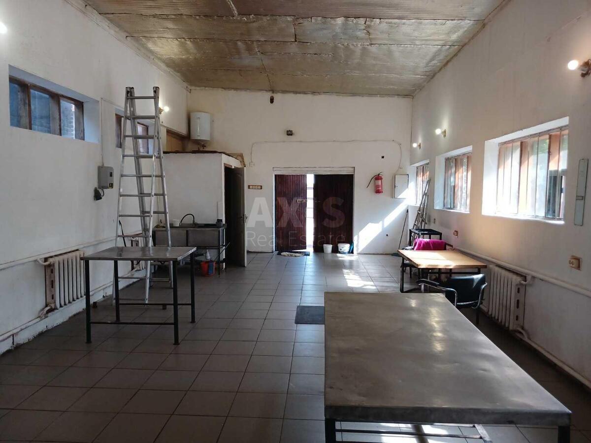 Service object vul. Odojevs'kogo 10, 120m2598750