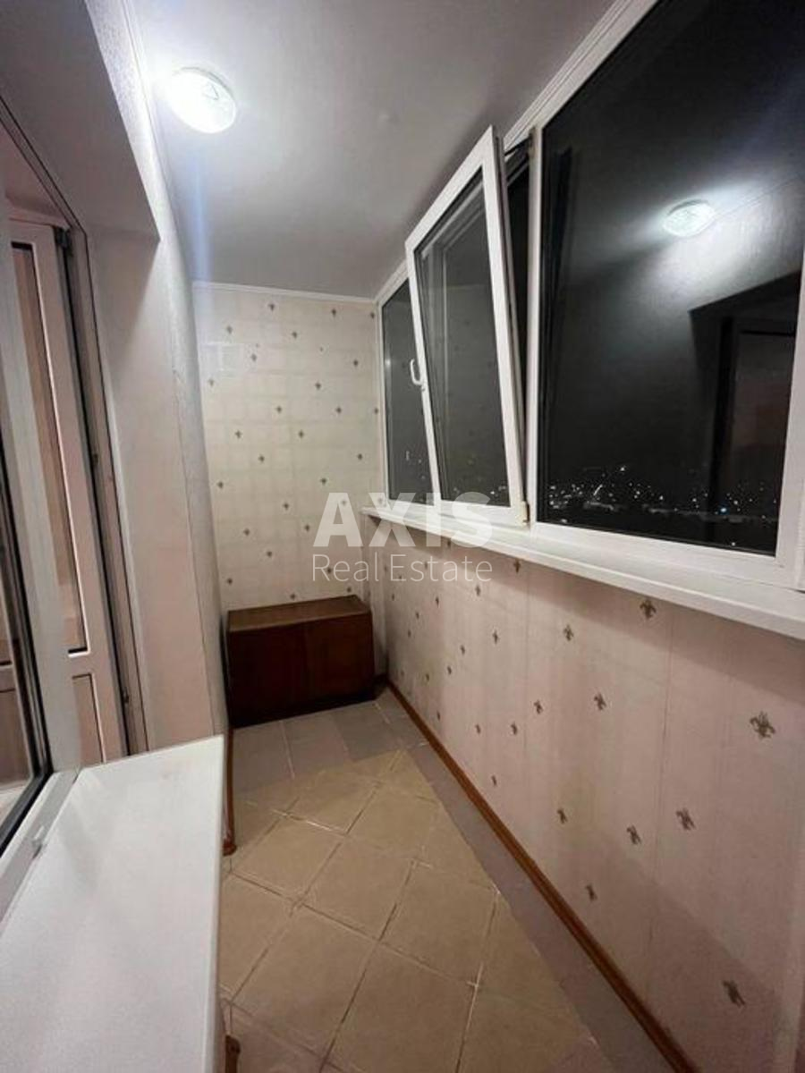 1k apartment pr-t Bazhana Mykoly 15