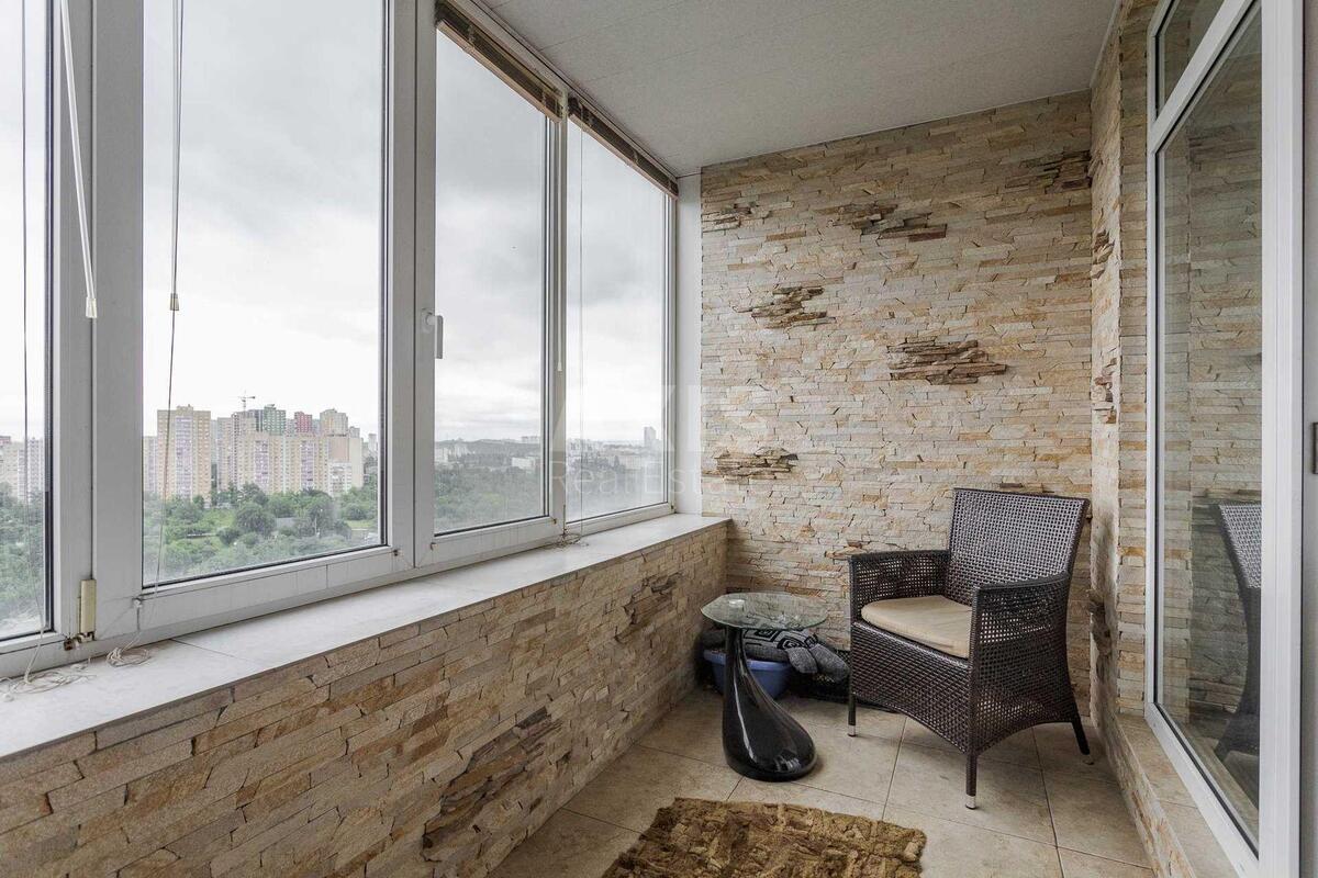 5k apartment vul. Mejtusa Kompozytora 44