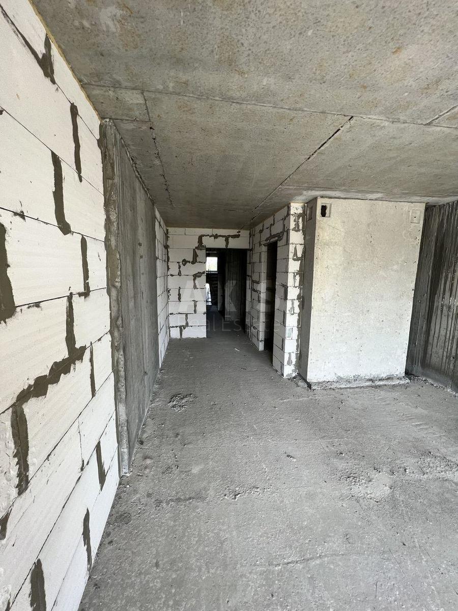 1k apartment vul. Bulahovs'kogo Akademika 21
