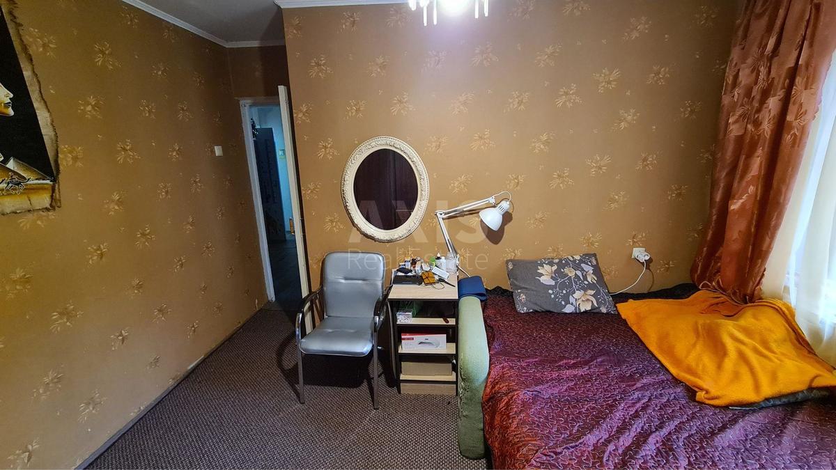 2k apartment vul. Andrii'vs'ka 8/124