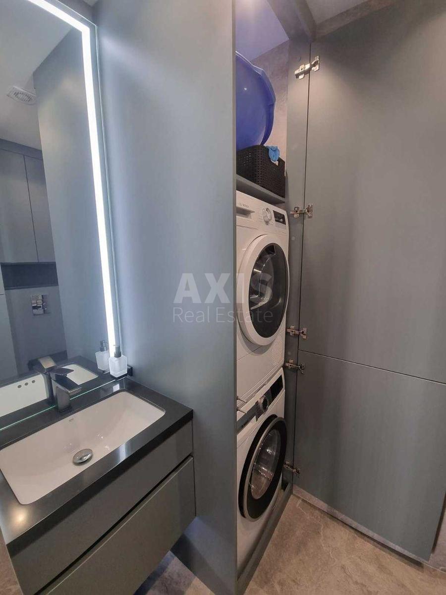 3k apartment vul. Lypkivs'kogo Vasylja Mytropolyta 16Г7