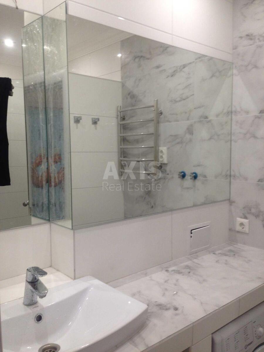 1k apartment vul. Zahidna 104