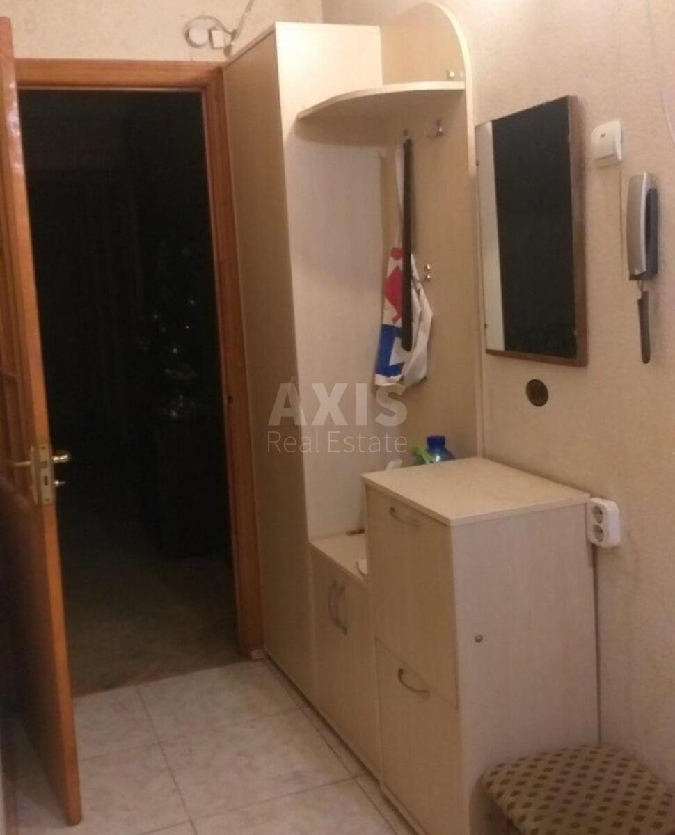3k apartment vul. Bratyslavs'ka 40А0