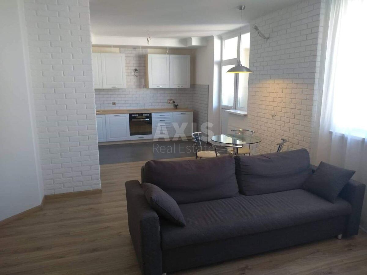 3k apartment vul. Oleny Pchilky 3