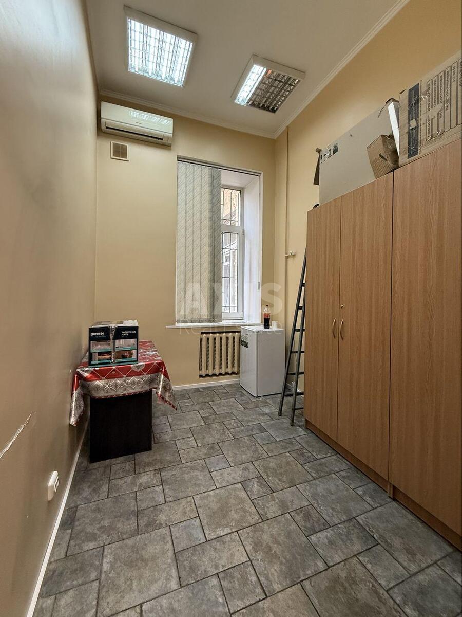 Office vul. Esplanadna 2, 86m28
