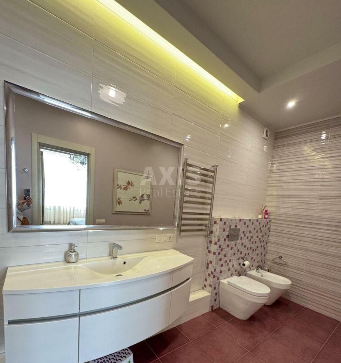 3k apartment vul. Jevgena Konoval'cja 44А578537