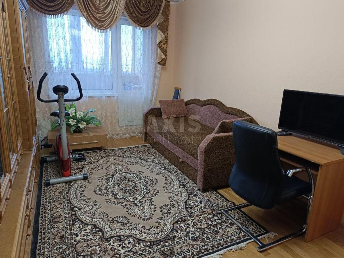 3к квартира пр-т Глушкова Академика 453