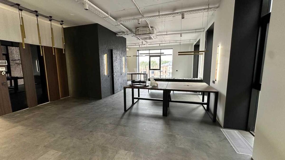 4k apartment vul. Bul'varno-Kudrjavs'ka 214