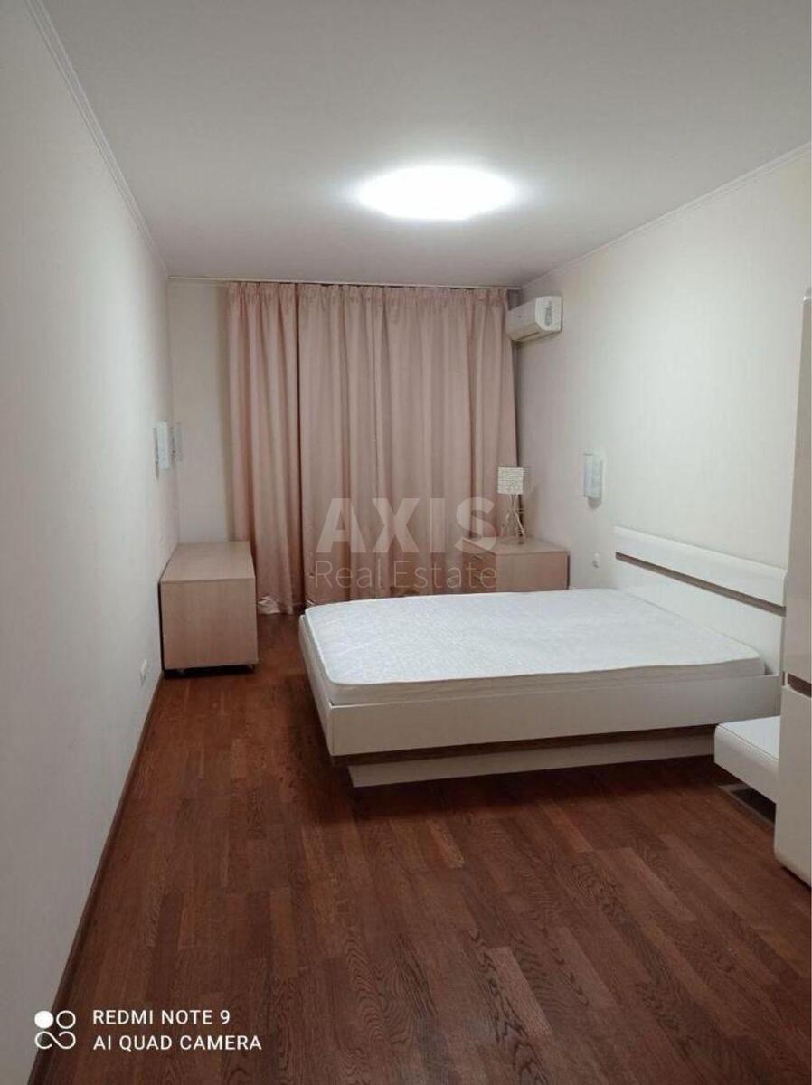 2k apartment vul. Lobanovs'kogo 4Г7