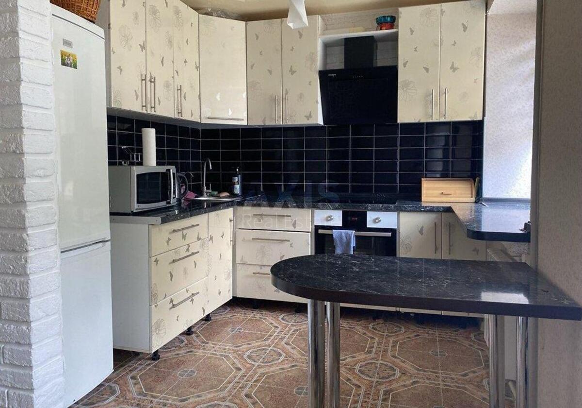 3k apartment shose Boryspil's'ke 7Б