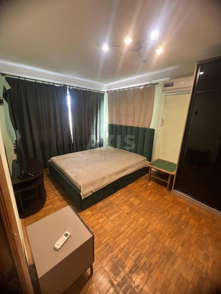 2k apartment vul. Bratyslavs'ka 186