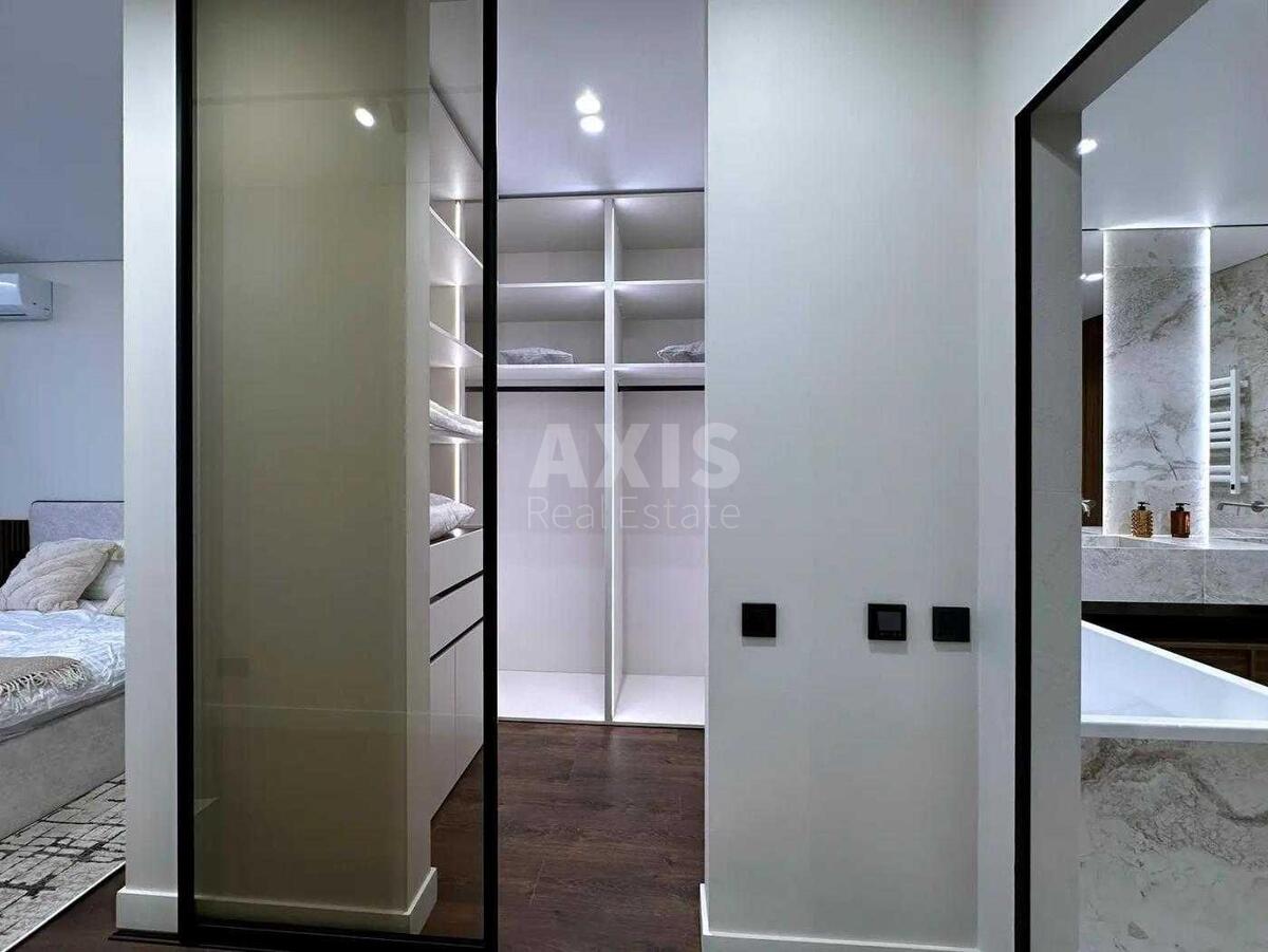 2k apartment nab. Dniprovs'ka 15631347